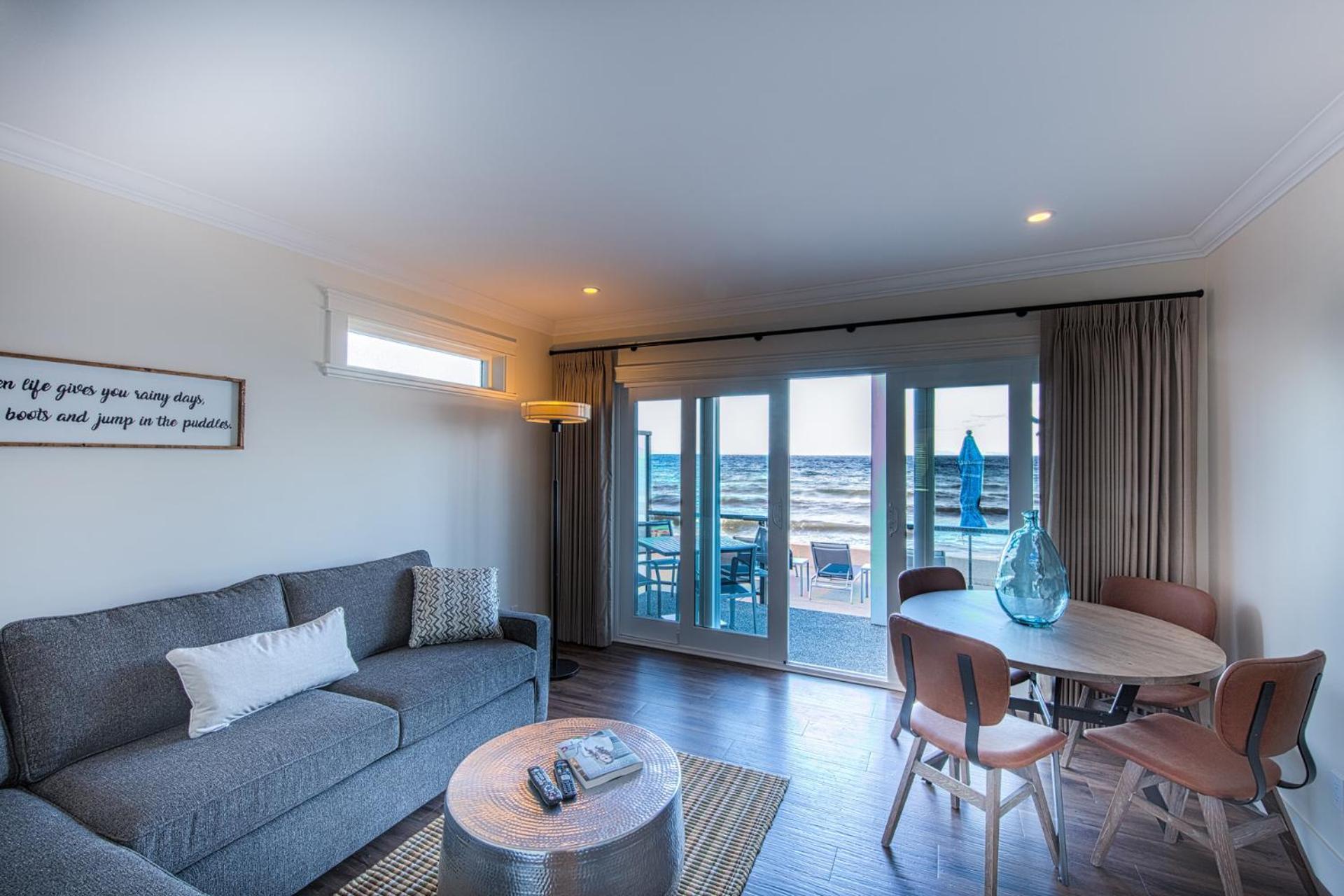 Qualicum Beach Ocean Suites Exteriér fotografie